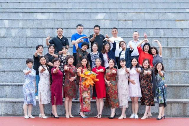招远市一中中考现场，加油少年招远市4466名学子逐梦中考考场