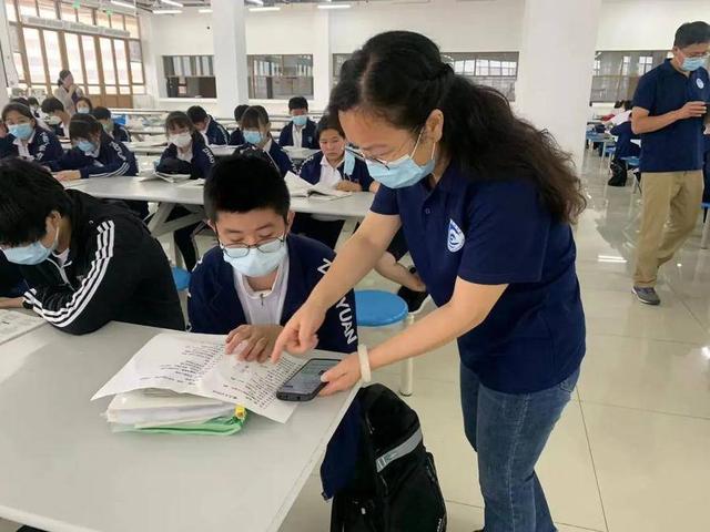 招远市一中中考现场，加油少年招远市4466名学子逐梦中考考场