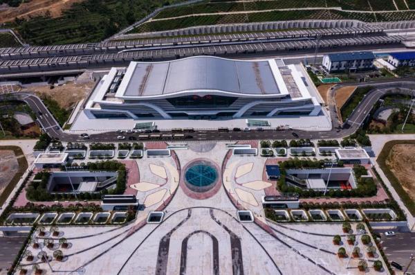 郑渝高铁全程体验，郑渝高铁3D全程轨迹演示