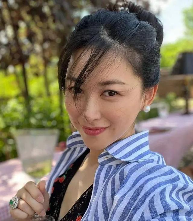 长脸必备耳环图片，长脸高颧骨适合什么耳饰（我这个大长脸终于也戴对了耳环）