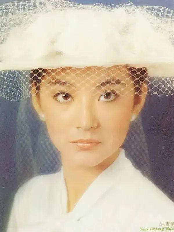 长脸必备耳环图片，长脸高颧骨适合什么耳饰（我这个大长脸终于也戴对了耳环）