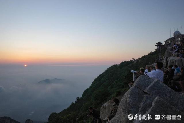 泰山图片高清大图，泰山日出美景图高清（壹图集7月1日献礼）