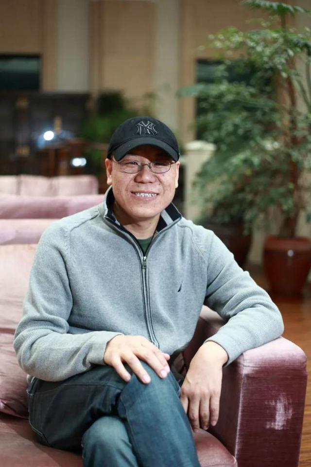 远赴美国治疗癌症10年，一年治愈癌症的人