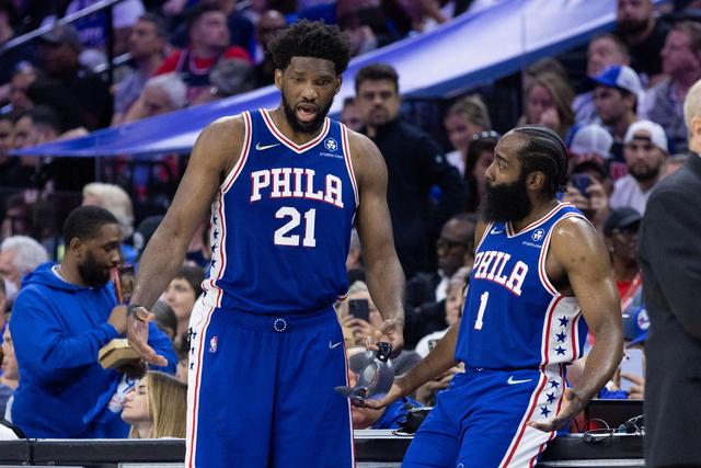 nba勇士力克马刺，科尔和波波维奇赛后寒暄