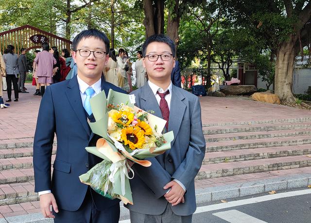 写给高考学姐学长的话简短，学弟学妹送祝福