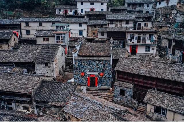 杭州的灵山幻境游记，这座藏在杭州名气背后的小山城