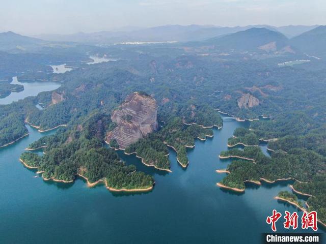 江西天柱峰景区在什么地方，重阳节过的都那么有意义