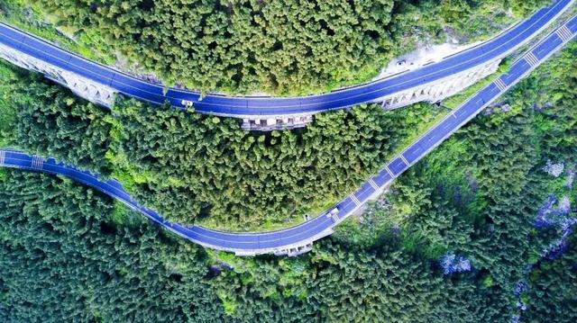 即刻就出发何必远行，国内自驾游必去的10条公路