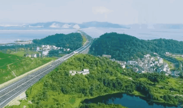 即刻就出发何必远行，国内自驾游必去的10条公路