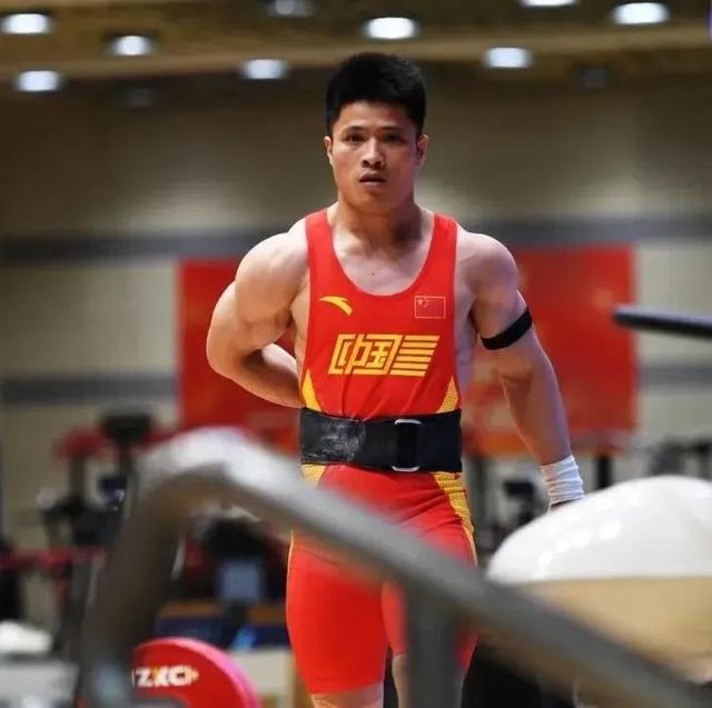 李发彬比赛经过，李发彬廖桂芳双双超世界纪录