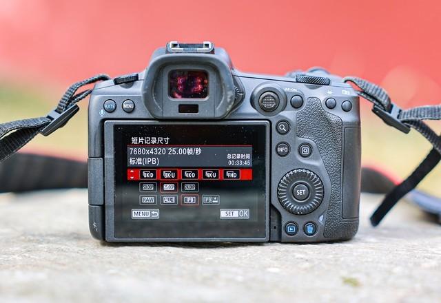 入门级的微单相机哪个好，佳能全画幅微单应该如何选择