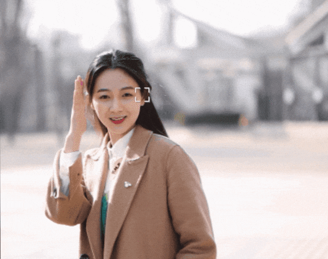 入门级的微单相机哪个好，佳能全画幅微单应该如何选择