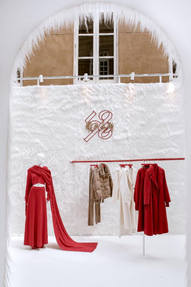 迪奥经典之作服装图，<迪奥>2007秋冬高定系列