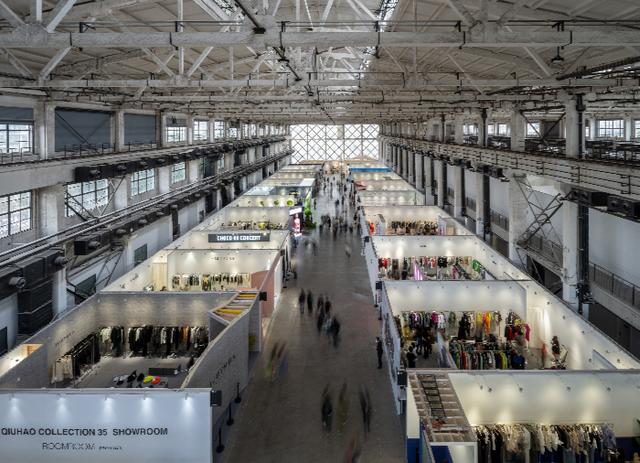 迪奥经典之作服装图，<迪奥>2007秋冬高定系列