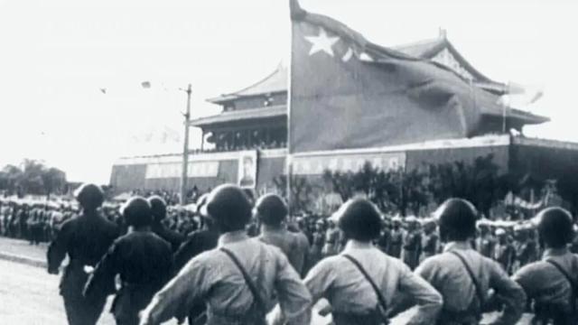 重看国庆阅兵全过程，重温15次国庆阅兵珍贵画面