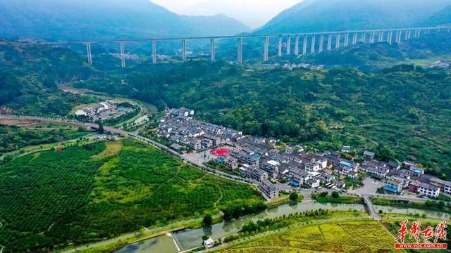 湖南省温泉旅游景点大全，国庆来湖南这座温泉小城吧