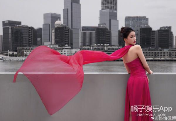 韩国红毯女明星有多敢穿，韩国红毯穿搭过于朴素