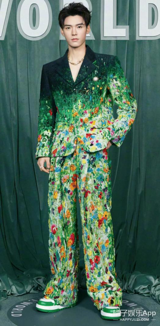 韩国红毯女明星有多敢穿，韩国红毯穿搭过于朴素