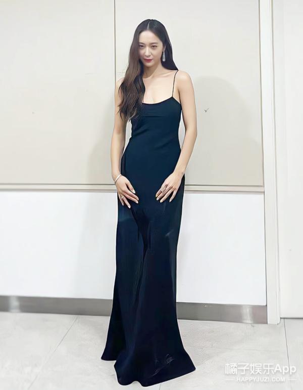 韩国红毯女明星有多敢穿，韩国红毯穿搭过于朴素