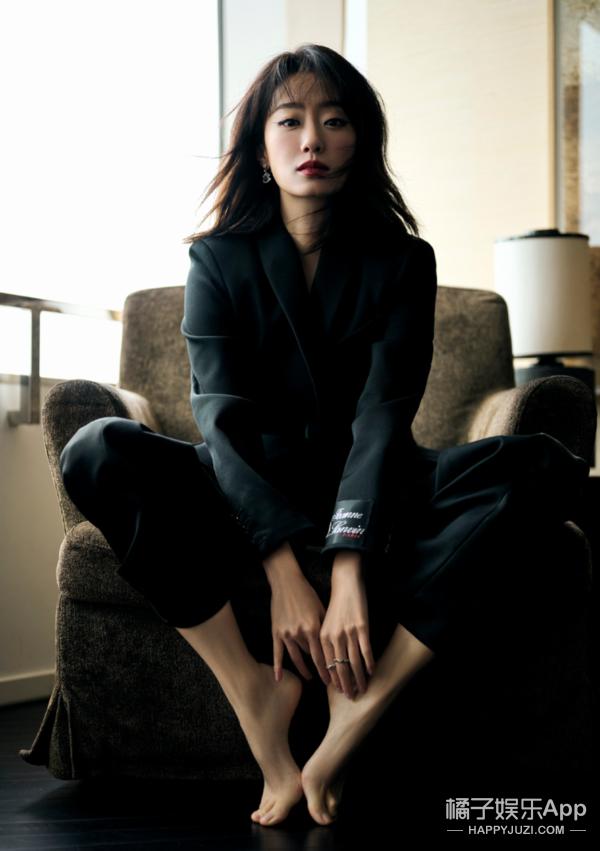 韩国红毯女明星有多敢穿，韩国红毯穿搭过于朴素