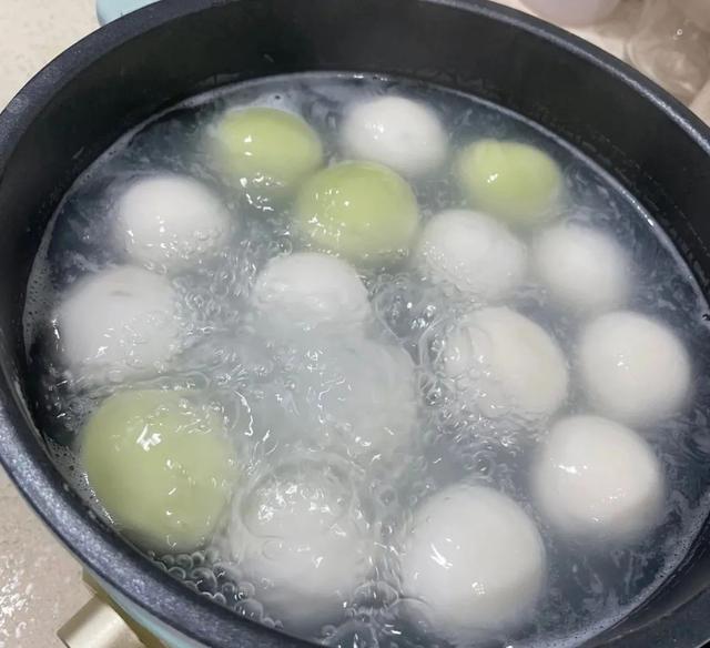 糖尿病吃核桃吃几个(糖尿病吃核桃吃多少为宜)