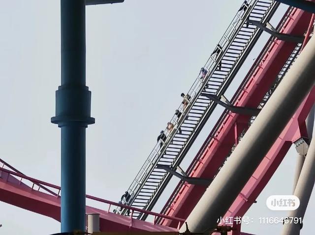 北京欢乐谷气喷过山车，北京欢乐谷必玩的9个项目