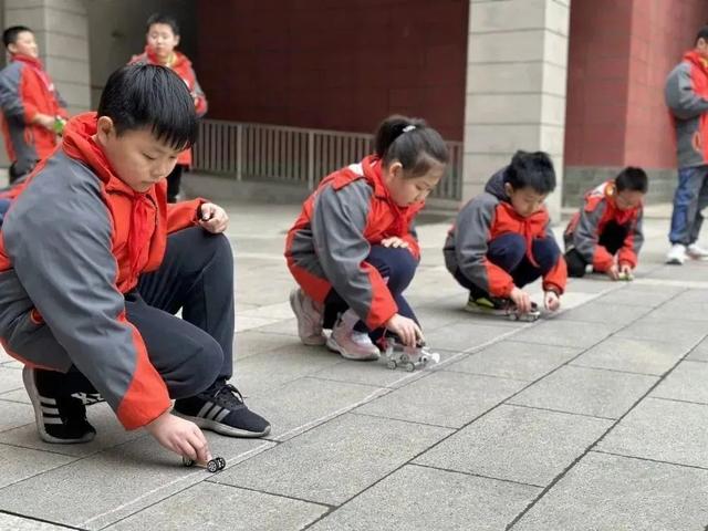 科技节logo，西安小学生科技节（关于广泛征集佳木斯首届青少年科技节吉祥物和logo的启事）