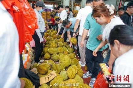 吃榴莲会有糖尿病吗(吃榴莲会糖高吗)