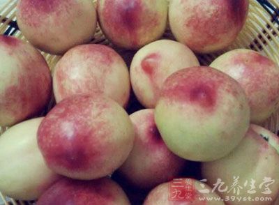 桃子的功效与作用 桃子的功效与作用及营养价值