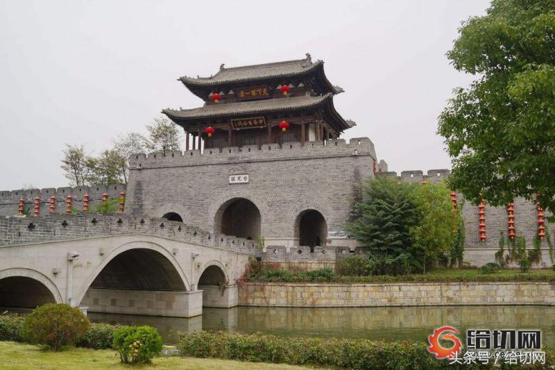 臺兒莊有什么好玩的地方旅游景點_臺兒莊紅色景點觀后感
