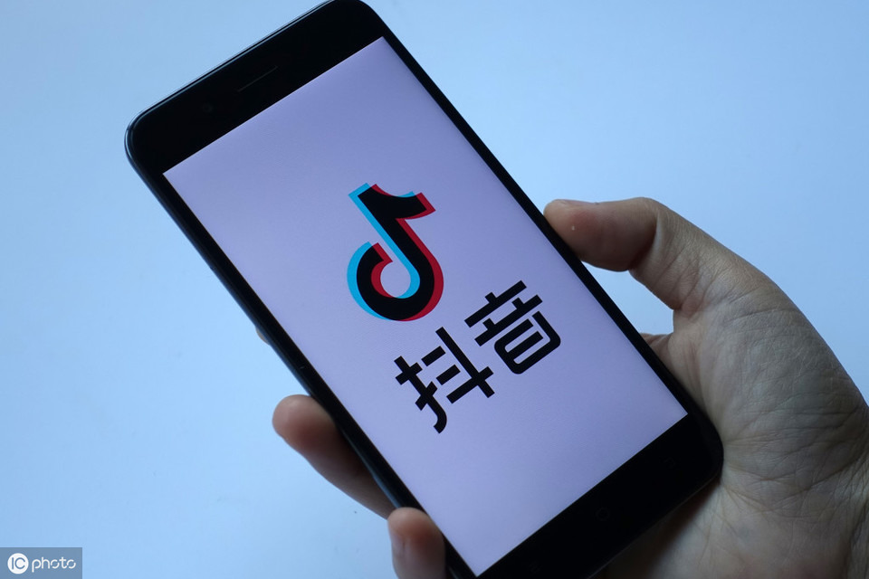 AOA体育APP下载商(为什么许多的企业争先恐后地寻找一家靠谱的抖音代运营公司？)  第1张