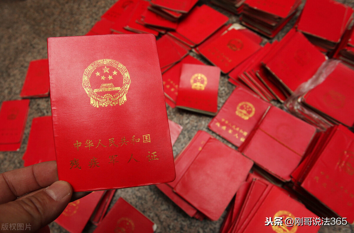 嫖娼免费，还可以赚人民币，这么牛气？守法方是正道