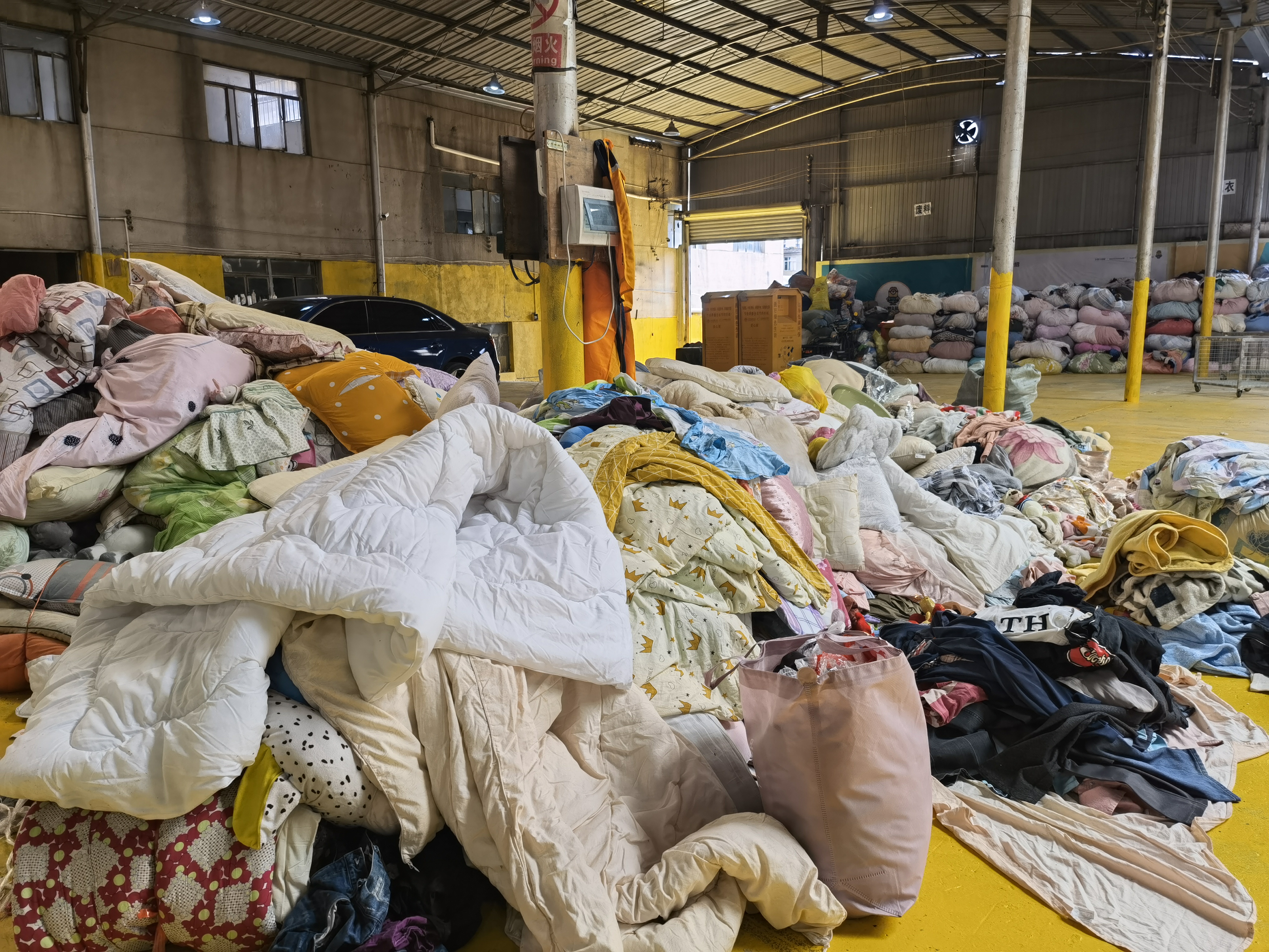 旧衣服回收厂家旧衣服回收怎么找销路