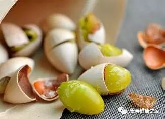 吃白果有什么好处 哪些人不能吃白果