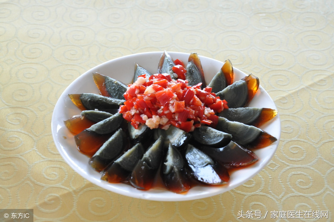 皮蛋不能和什么一起吃 皮蛋不和哪些食物同吃