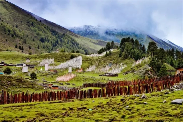 旅行吧：国庆节去哪里旅游人比较少？