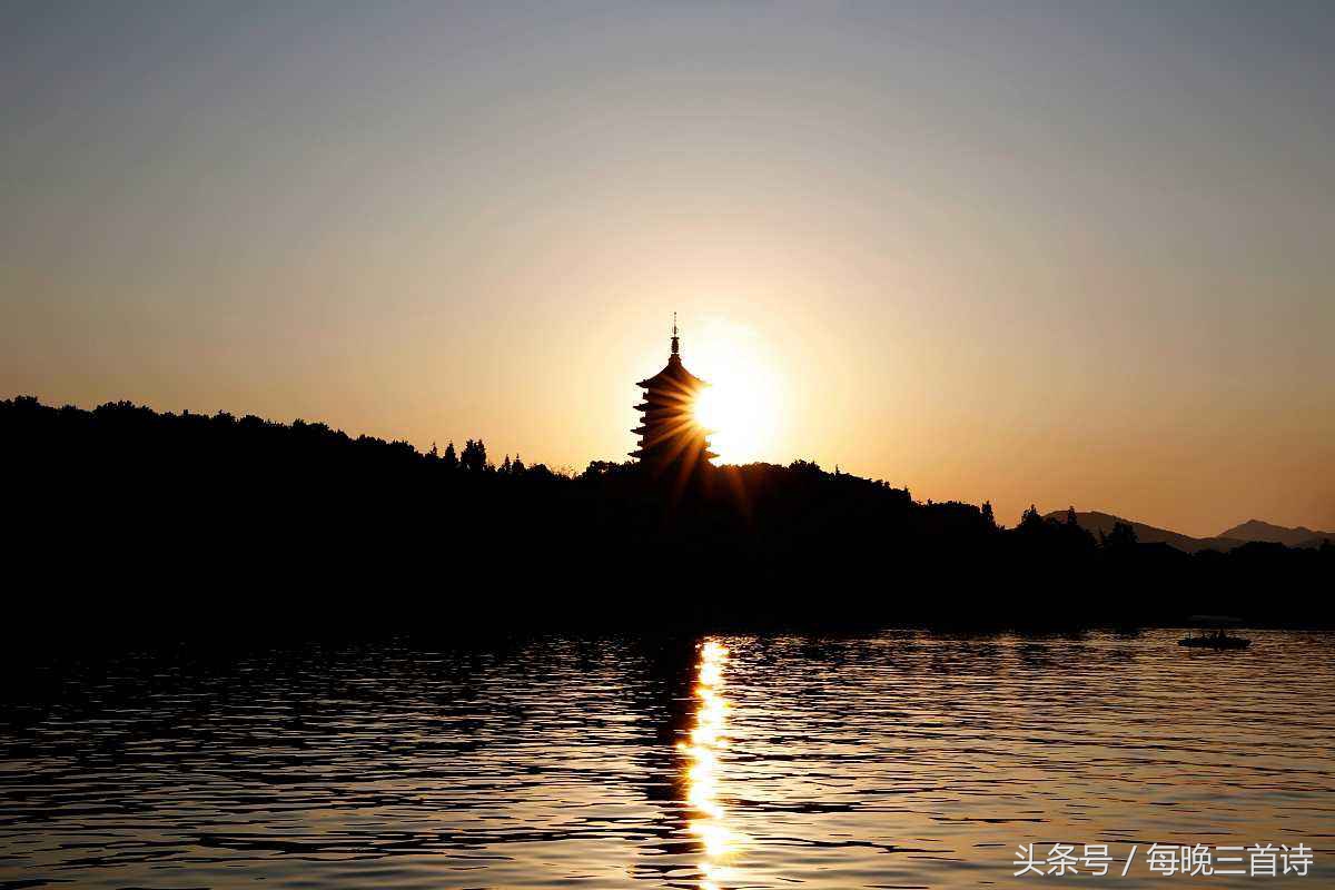 西湖歌舞几时休的上一句 西湖歌舞几时休打油诗