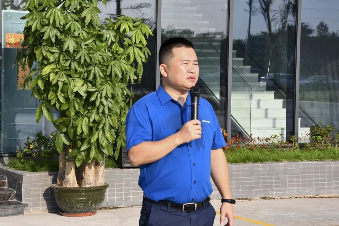 拼搏奋斗 • 励志笃行 ▏ 诺菲特门窗2021年10月月度晨会圆满成功