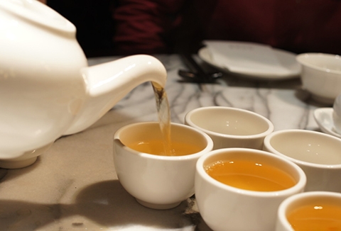 隔夜茶为什么不能喝 长期喝隔夜茶有毒吗
