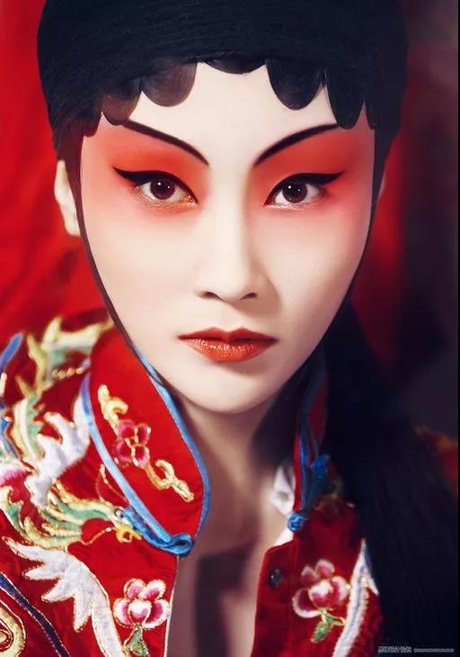 论以貌取人的下场 《在选秀综艺被迫当海王》