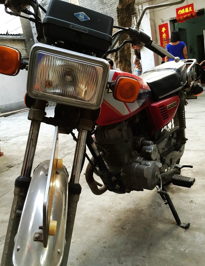 摩托车架子怎么翻新旧踏板摩托车怎么翻新