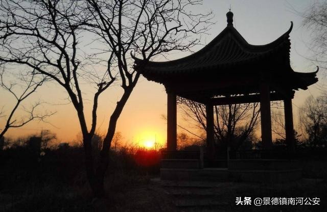 长亭外古道边芳草碧连天 弘一法师《送别》