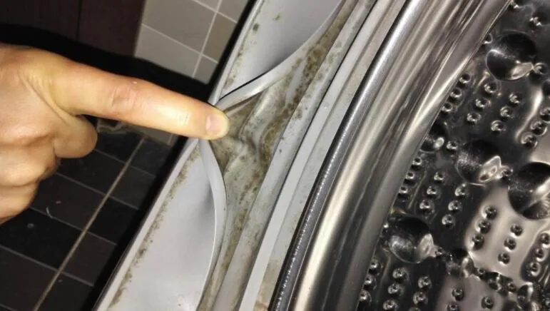 滾筒洗衣機怎么清洗污垢