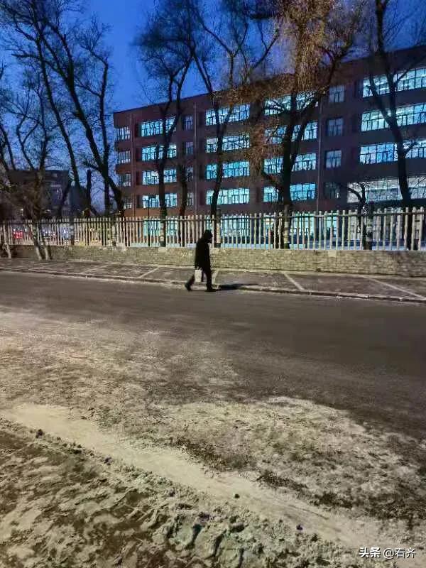 齐齐哈尔实验中学 实验中学十佳班主任