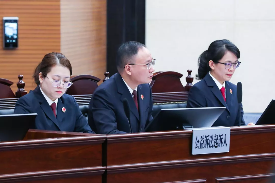【守护长江母亲河】一分院：“长江生态检察官”办理全市首例非法潜水电捕鱼案