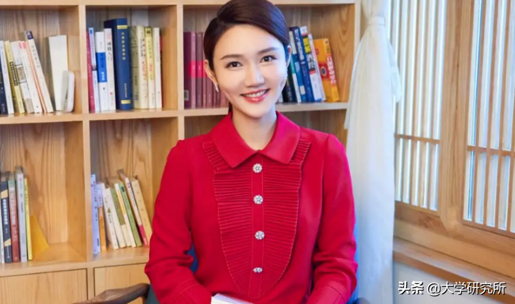 985大学毕业的明星2021央视春晚5位主持人毕业于哪些大学