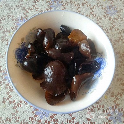 虾仁木耳鸡蛋饺子馅的做法（虾仁木耳鸡蛋饺子窍门）