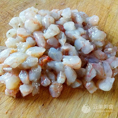 虾仁木耳鸡蛋饺子馅的做法（虾仁木耳鸡蛋饺子窍门）