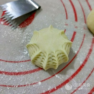 绿豆馅包子的做法（绿豆豆沙包子的做法和包法）