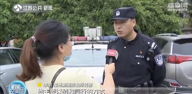 裸男深夜“卧轨”4次 只为寻求心理刺激